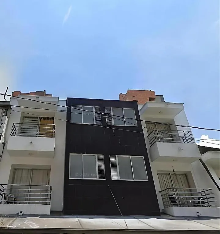 Apartaestudio Medellin Laureles Отель