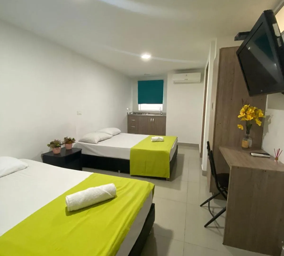 Apartaestudio Medellin Laureles 3*,