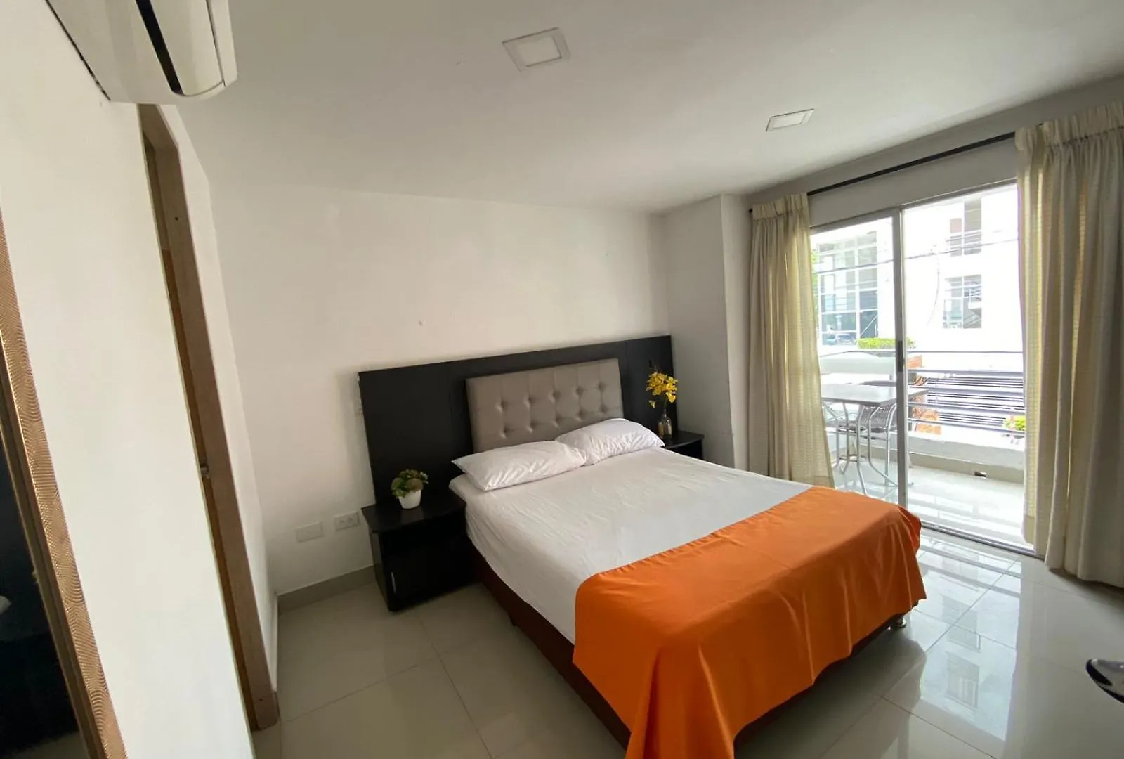 Apartaestudio Medellin Laureles