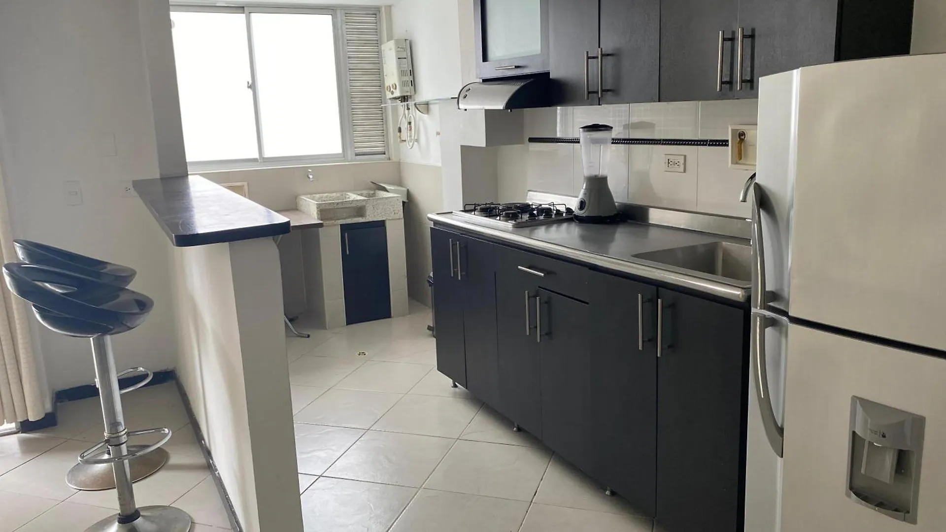 Apartaestudio Medellin Laureles Колумбия
