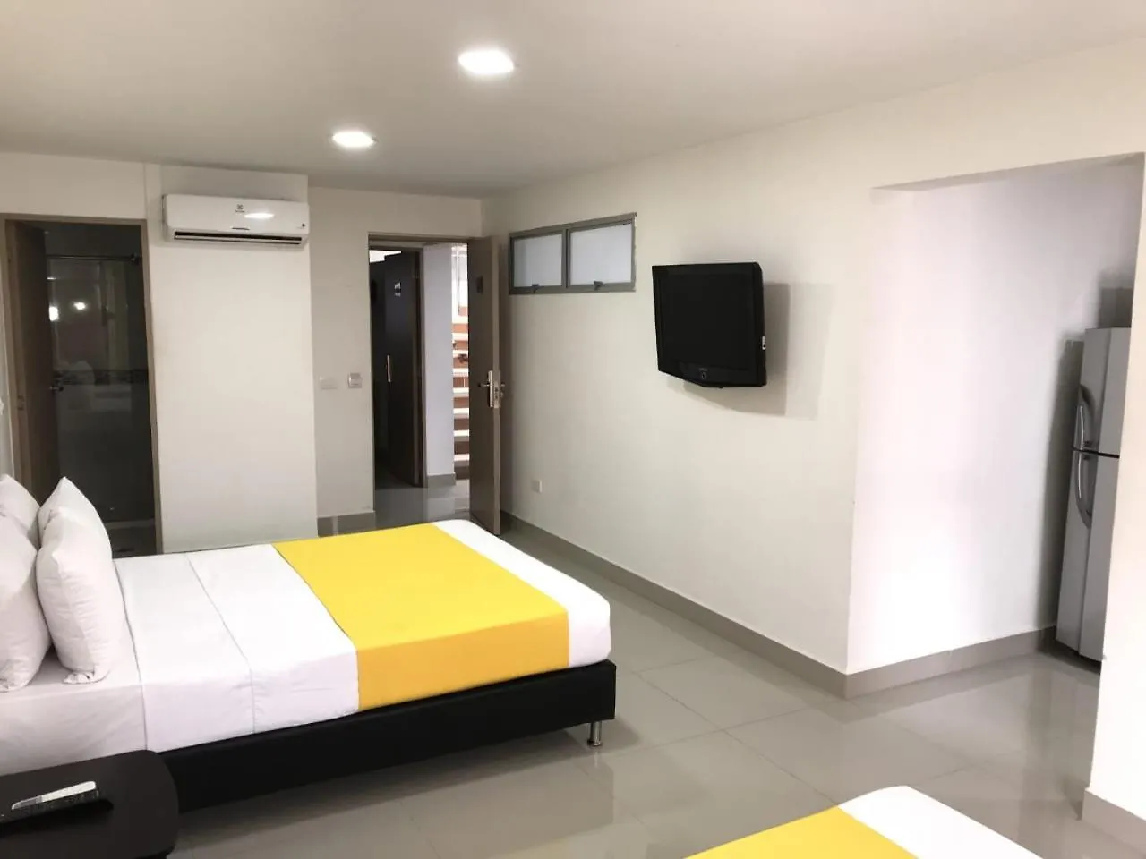 Apartaestudio Medellin Laureles Hotel